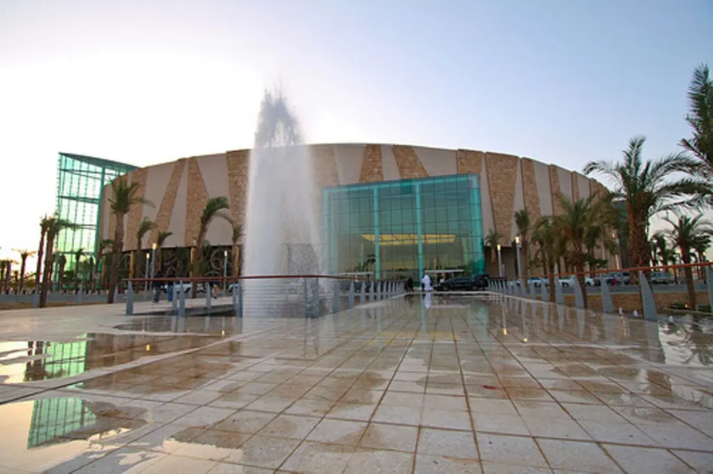 360 Mall – Kuwait's Modern Shopping & Entertainment Destination